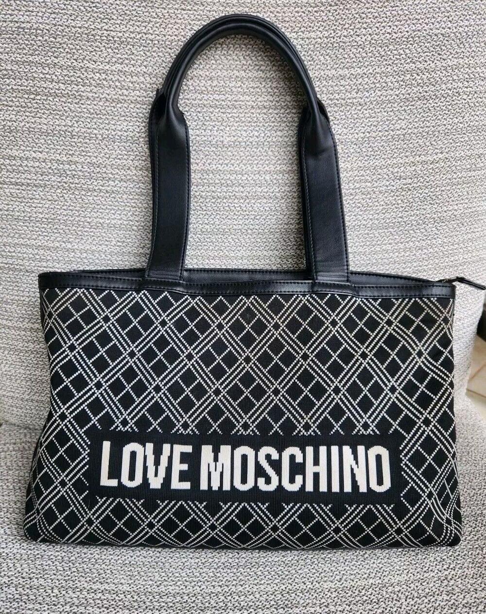 Love Moschino Black & White Knit Geometric Knit Fabric PU Tote Handbag Pre-owned